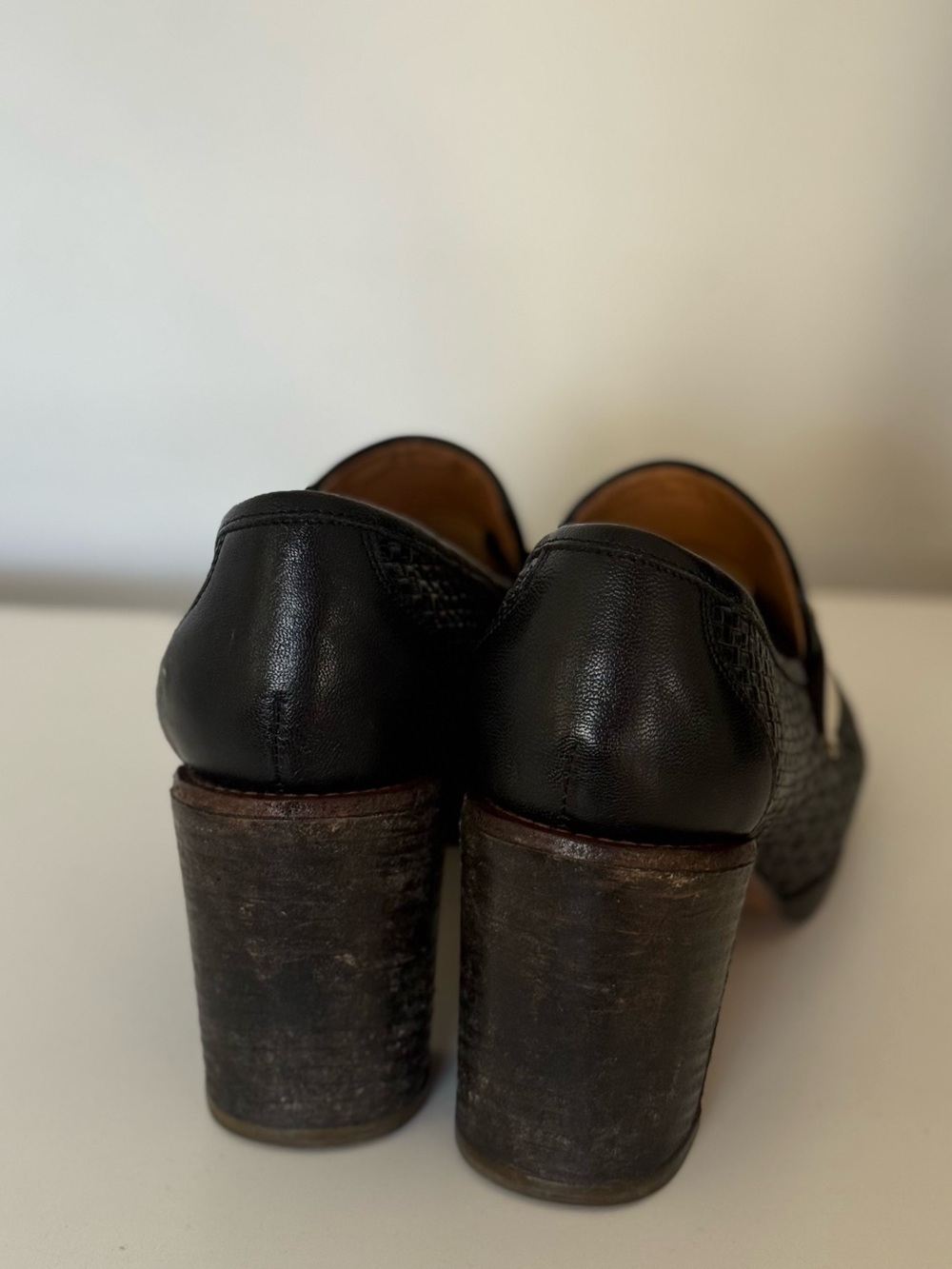 SEE BY CHLOE EU 38 Black and Cream Women's Block Heel Loafers with Gold Accent - Picture 5 of 8